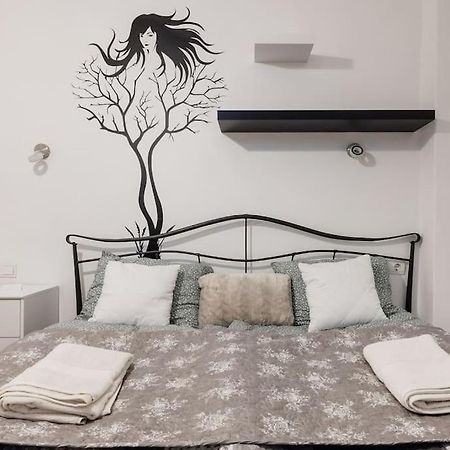 Cosy Central Apartment At River Будапеща Екстериор снимка