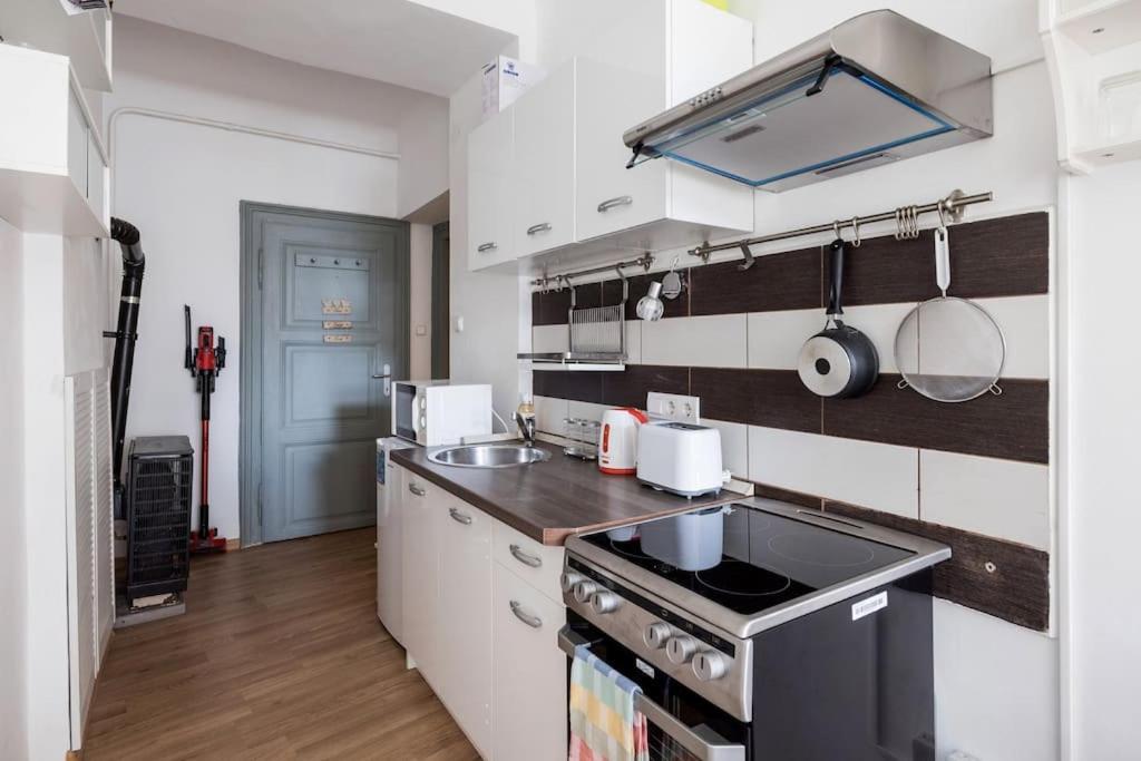 Cosy Central Apartment At River Будапеща Екстериор снимка