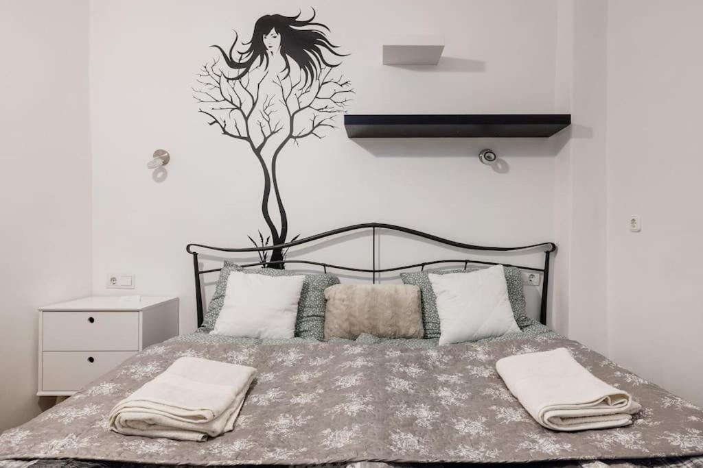 Cosy Central Apartment At River Будапеща Екстериор снимка